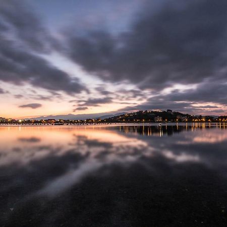 Case Panoramiche Sul Lago Messina Luaran gambar